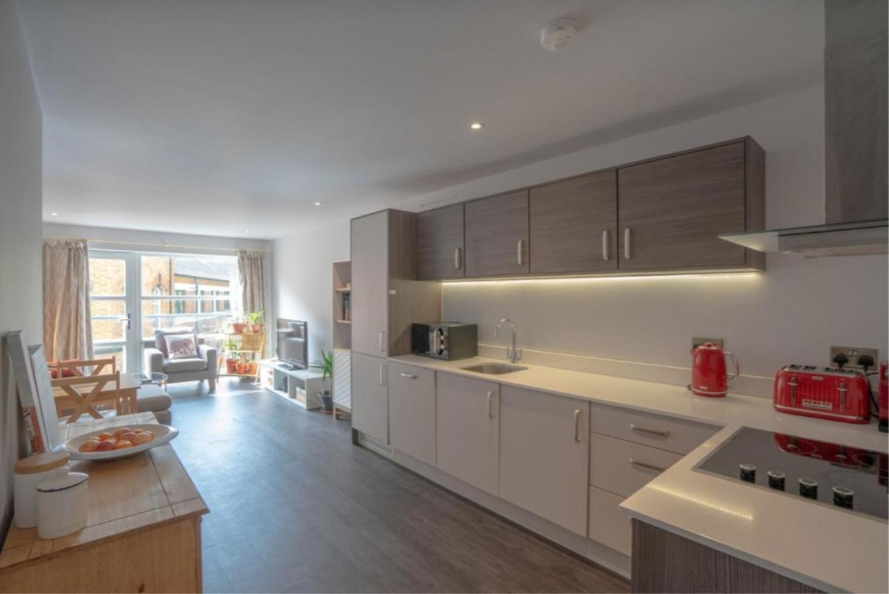 Gorgeous Spacious 2 Bed 2 Bath Apartment レスター エクステリア 写真